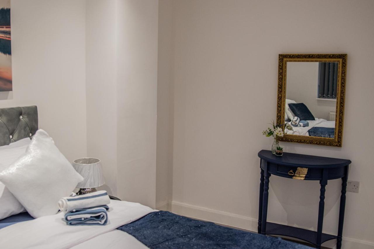 Bv Comfy Spacious 3 Bedroom House At Tatton Street Manchester Zewnętrze zdjęcie